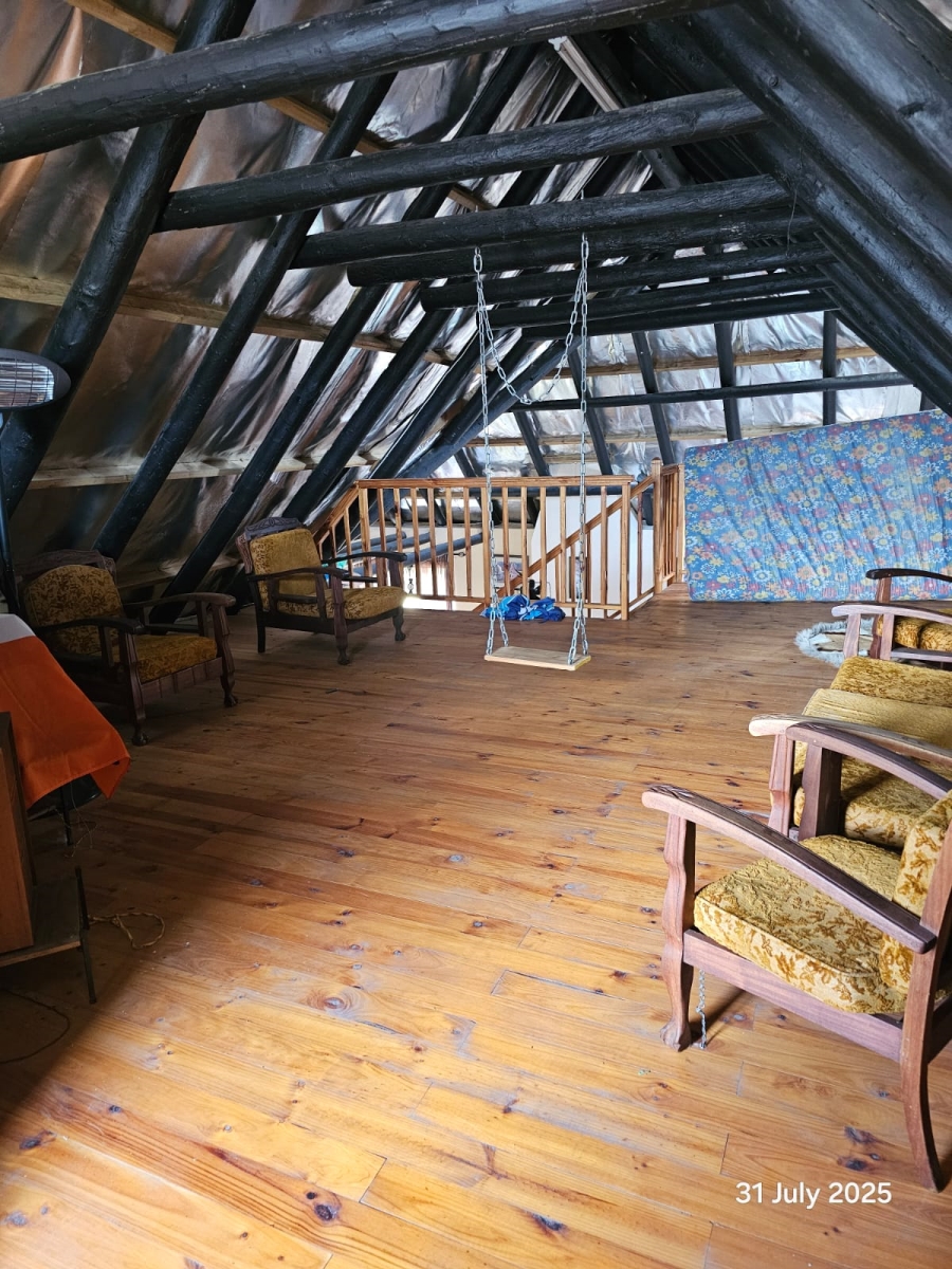 5 Bedroom Property for Sale in Stilbaai Wes Western Cape